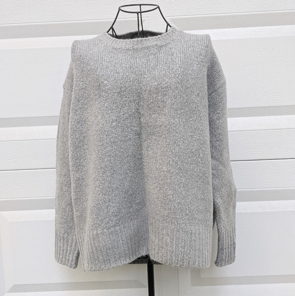 Zara Knit oversized gray sweater M